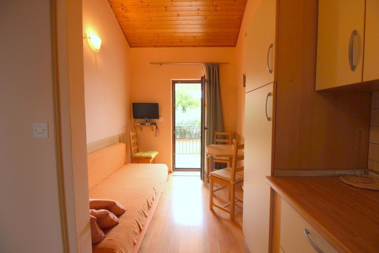 Irena A2 Apartment Novigrad  Luaran gambar