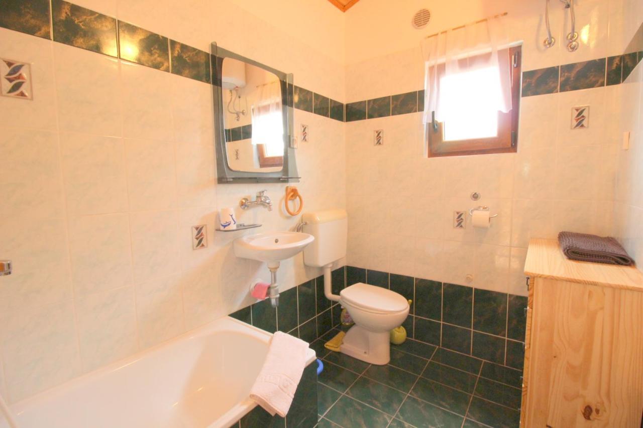 Irena A2 Apartment Novigrad  Luaran gambar